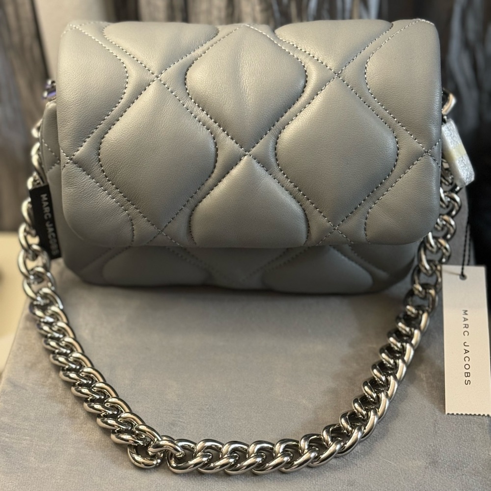NEW Marc Jacobs Small Rock Grey Quilted Smooth Leather Shoulder Crossbody Bag